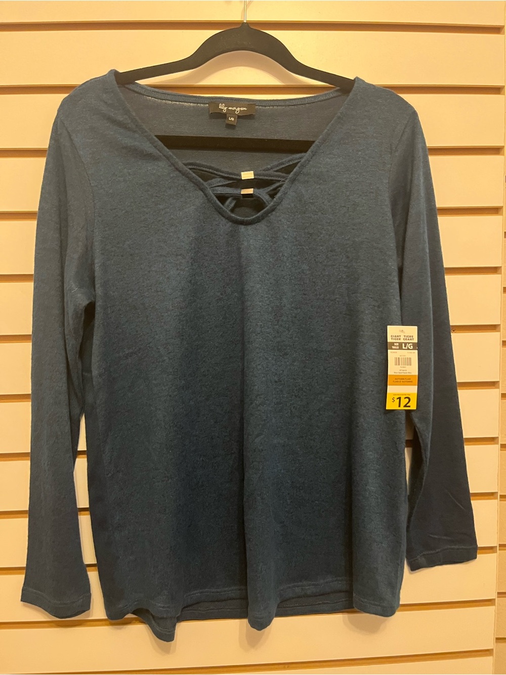 🧡 3/$15 Lily Morgan Navy Crisscross V-Neck Long Sleeve Top